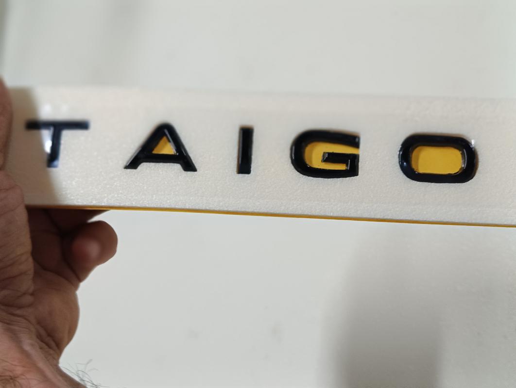 Taigo Piano Black Bagaj Yazısı 3M 3D ABS