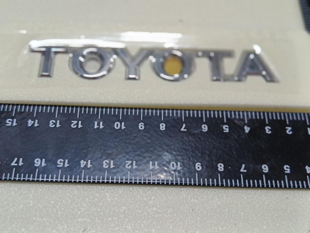 Toyota Krom Bagaj Yazısı 3M 3D ABS