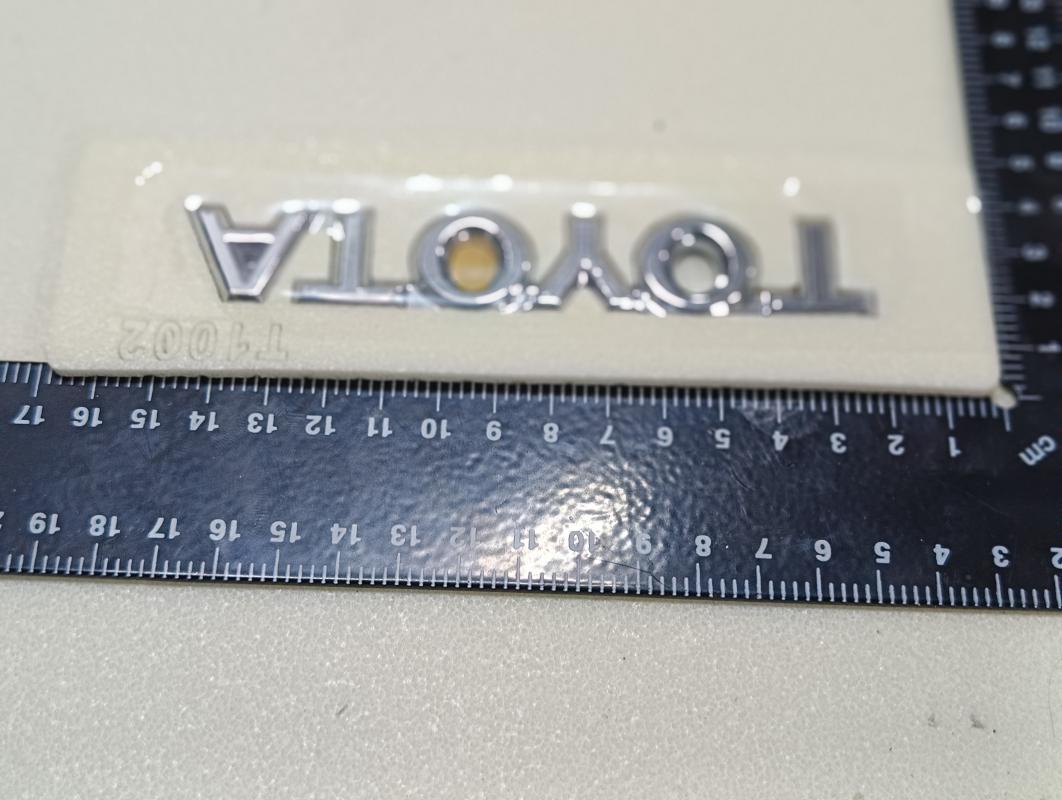 Toyota Krom Bagaj Yazısı 3M 3D ABS