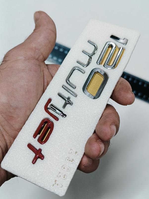120 Multijet Krom-Kırmızı Bagaj Yazısı 3M 3D ABS
