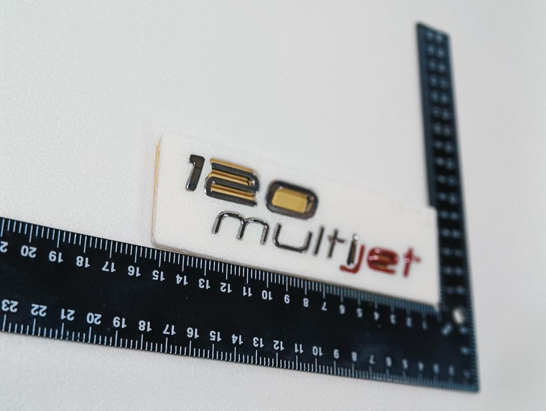 120 Multijet Krom-Kırmızı Bagaj Yazısı 3M 3D ABS