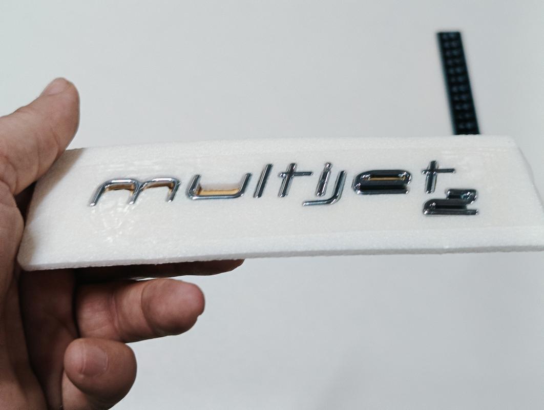 Multijet 2 Krom Bagaj Yazısı 3M 3D ABS