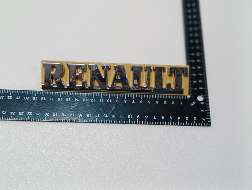 Renault Çubuklu Bagaj Yazısı Tırnaklı Model 3M 3D ABS