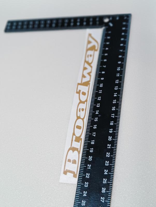 Broadway Golden Küçük Harf Bagaj Yazısı Sticker