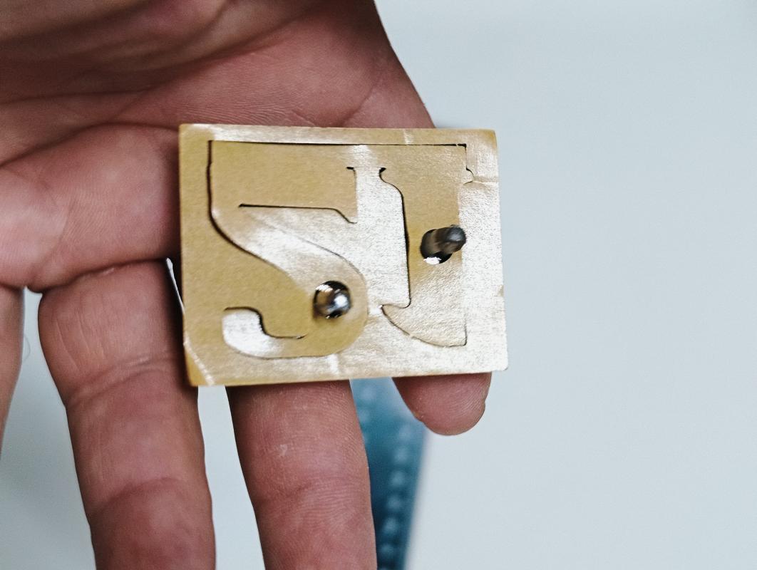 21 Krom Bagaj Yazısı Tırnaklı 3M 3D ABS