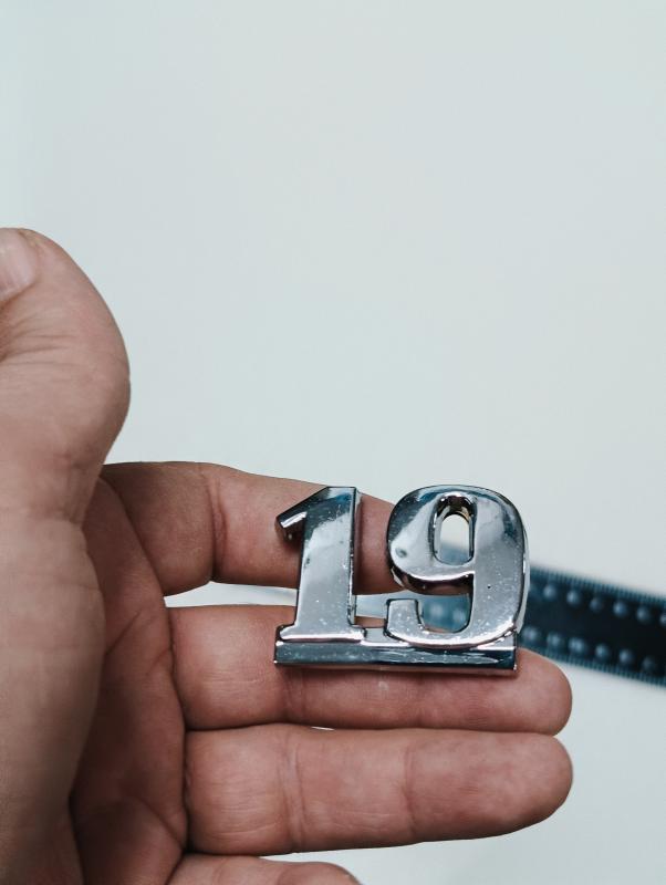 19 Krom Bagaj Yazısı Tırnaklı 3M 3D ABS