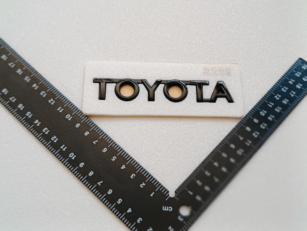 Toyota Piano Black Bagaj Yazısı 3M 3D ABS