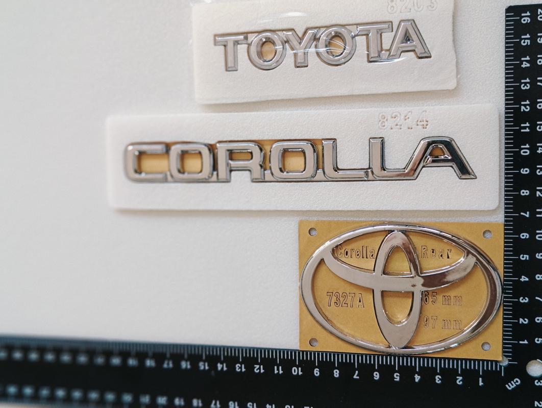 Toyota-Corolla Krom Bagaj Yazısı ve Bagaj Arması Seti Efsane Kasa 3M 3D ABS