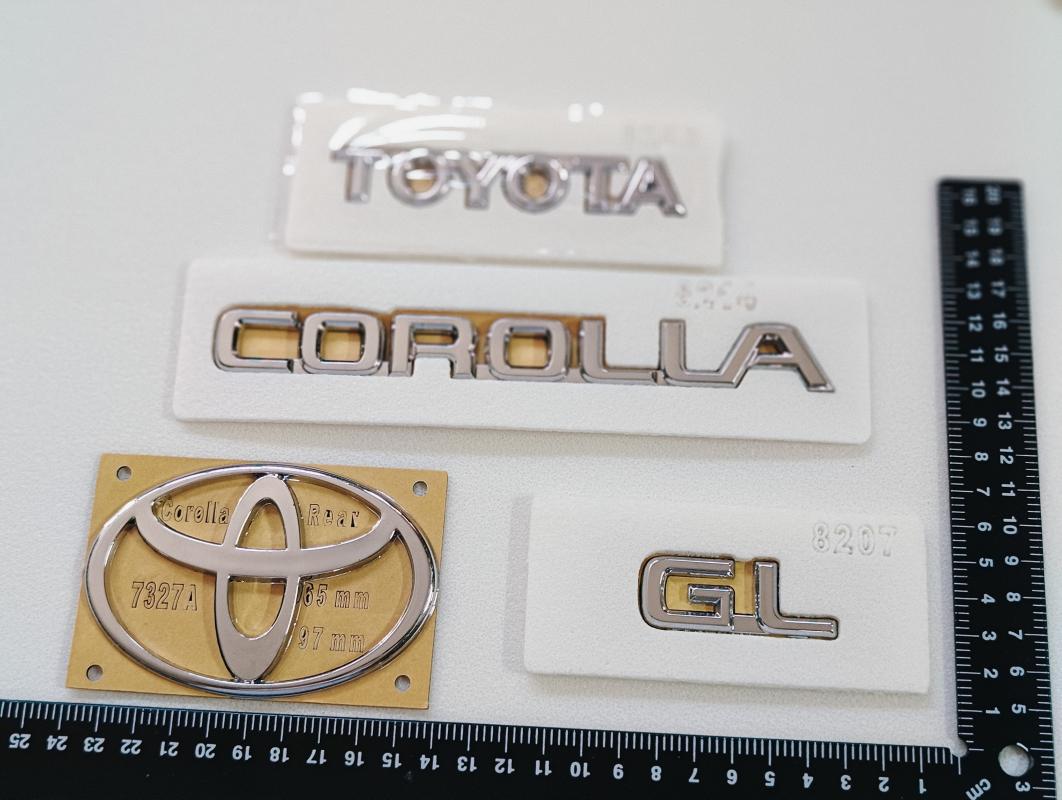 Toyota-Corolla-GL Krom Bagaj Yazısı ve Bagaj Arması Seti Efsane Kasa 3M 3D ABS