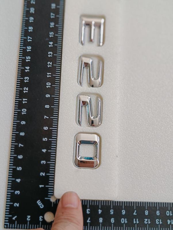 E 220 Üçgen Tip Krom Bagaj Yazısı 3M 3D ABS