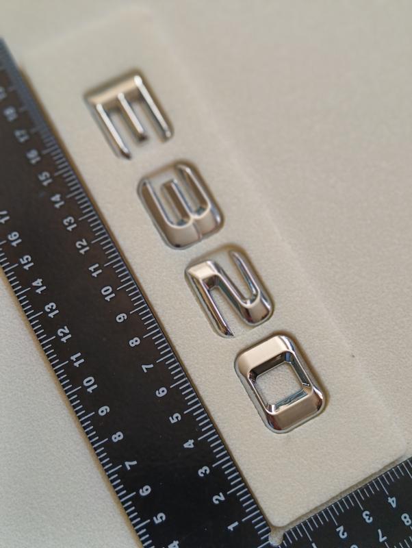 E 320 Üçgen Tip Krom Bagaj Yazısı 3M 3D ABS