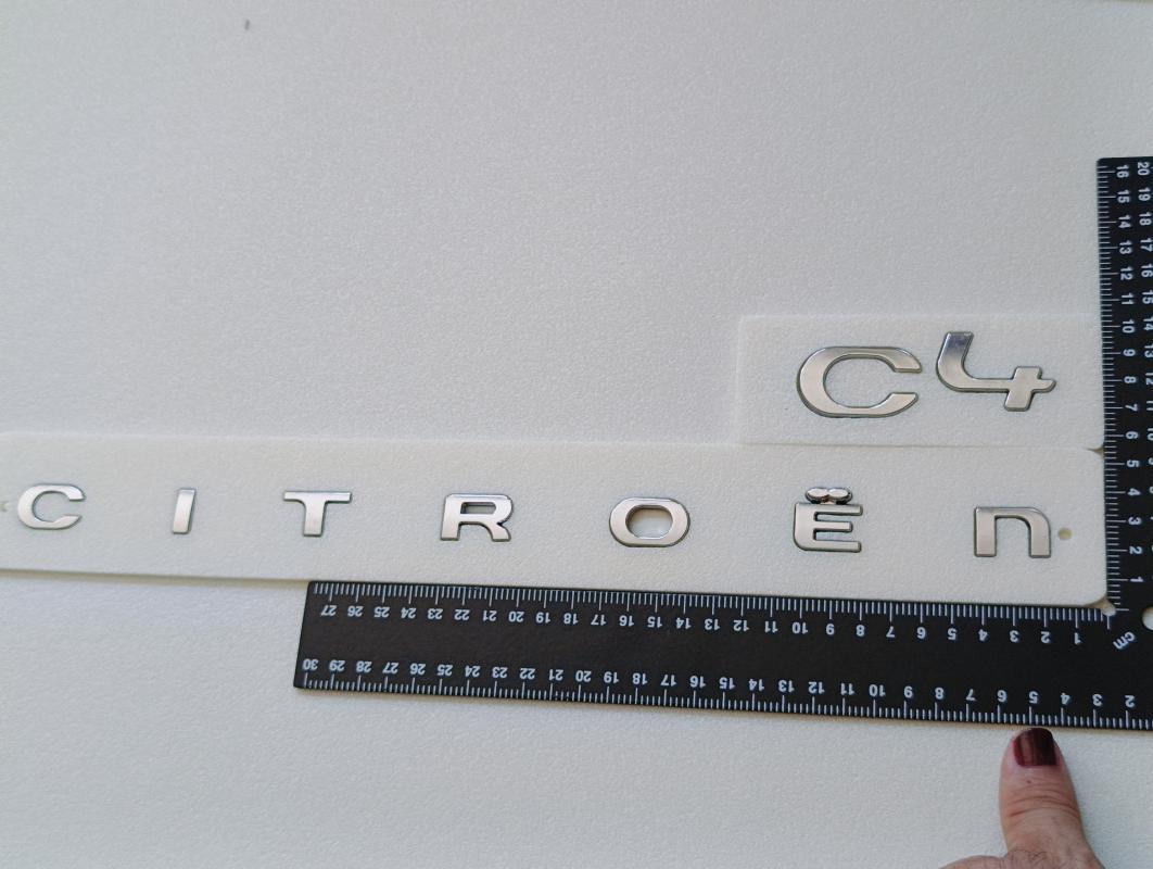 Citroen Yeni Nesil Boşluklu ve c4 Krom Bagaj Yazısı Seti 2’li 3M 3D ABS