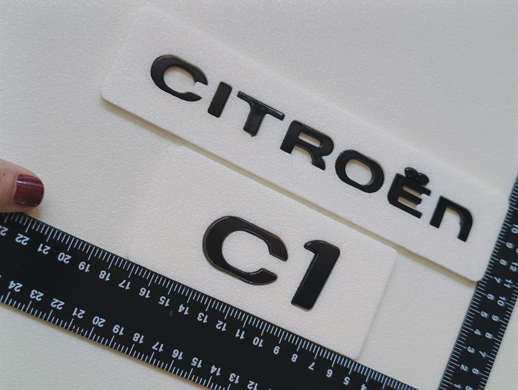 Citroen  ve c1 Piano Black Bagaj Yazısı Seti 2’li 3M 3D ABS