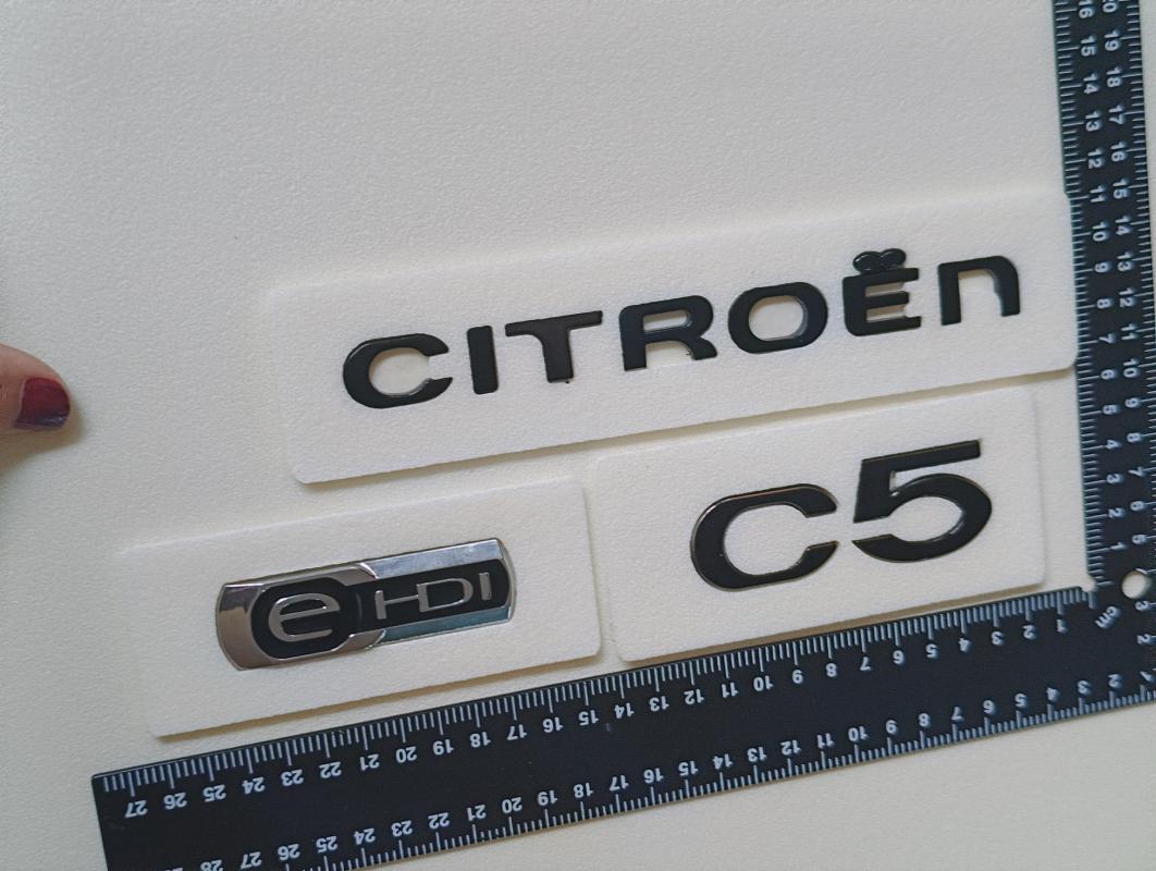 Citroen-c5 ve e-Hdi Piano Black Bagaj Yazısı Seti 3’lü 3M 3D ABS