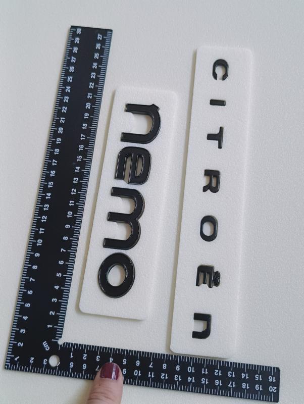 Citroen Boşluklu ve Nemo Piano Black Bagaj Yazısı Seti 2’li 3M 3D ABS