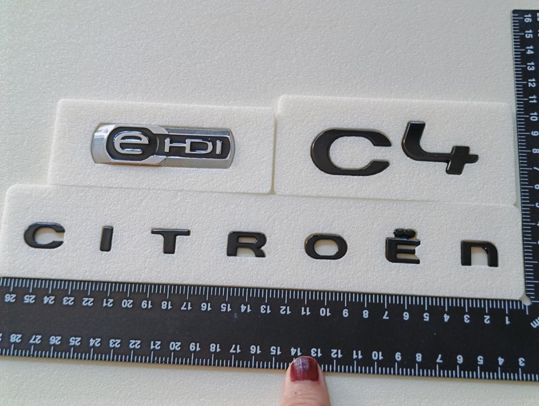 Citroen Boşluklu-c4  ve e-Hdi Piano Black Bagaj Yazısı Seti 3’lü 3M 3D ABS