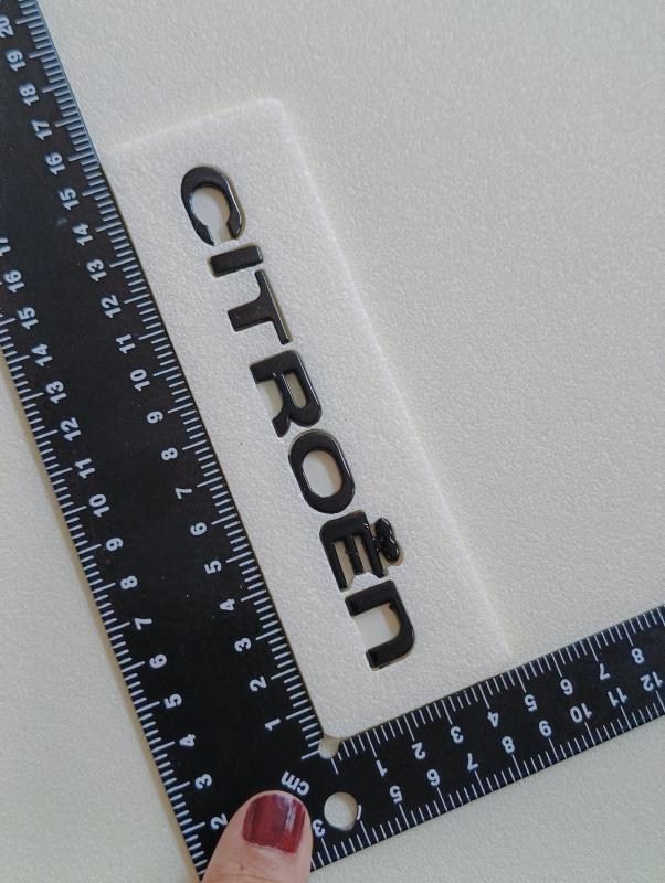 Citroen Bagaj Yazısı Piano Black Küçük Boy 135x12mm