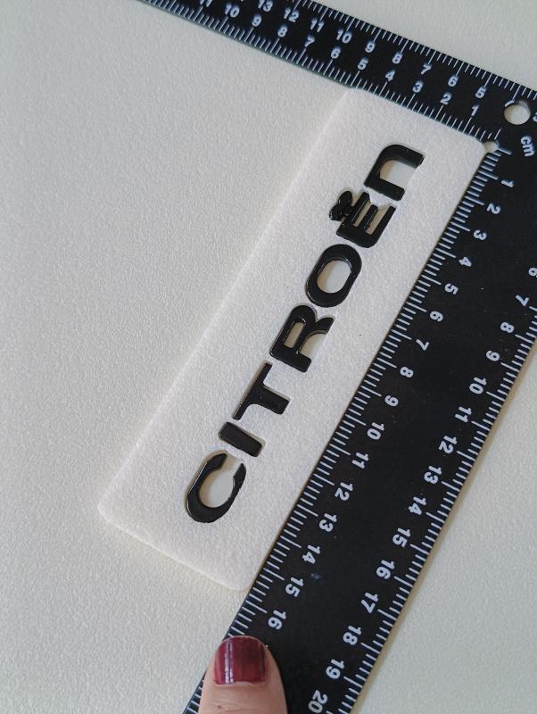 Citroen Bagaj Yazısı Piano Black Küçük Boy 135x12mm