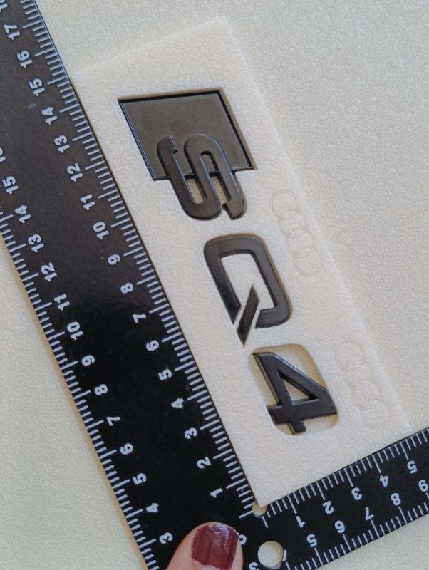 SQ4 Piano Black Bagaj Yazısı 3M 3D ABS