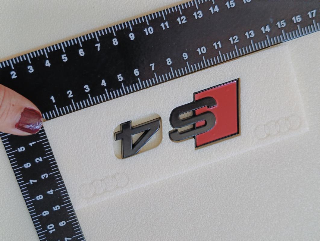 S4 Piano Black Bagaj Yazısı 3M 3D ABS