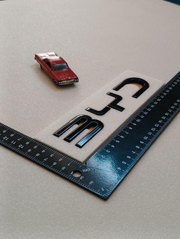 BYD Büyük Boy Kaput Arması Piano Black 3M 3D ABS
