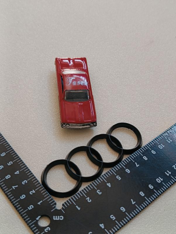 Audi Motor Kapağı Amblemi Piano Black 3M 3D ABS