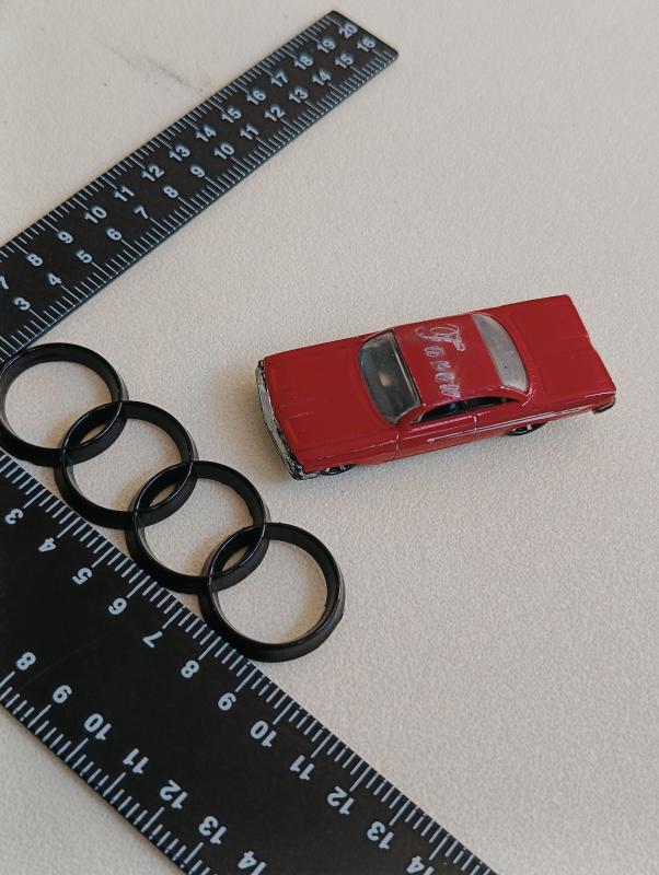 Audi Motor Kapağı Amblemi Piano Black 3M 3D ABS