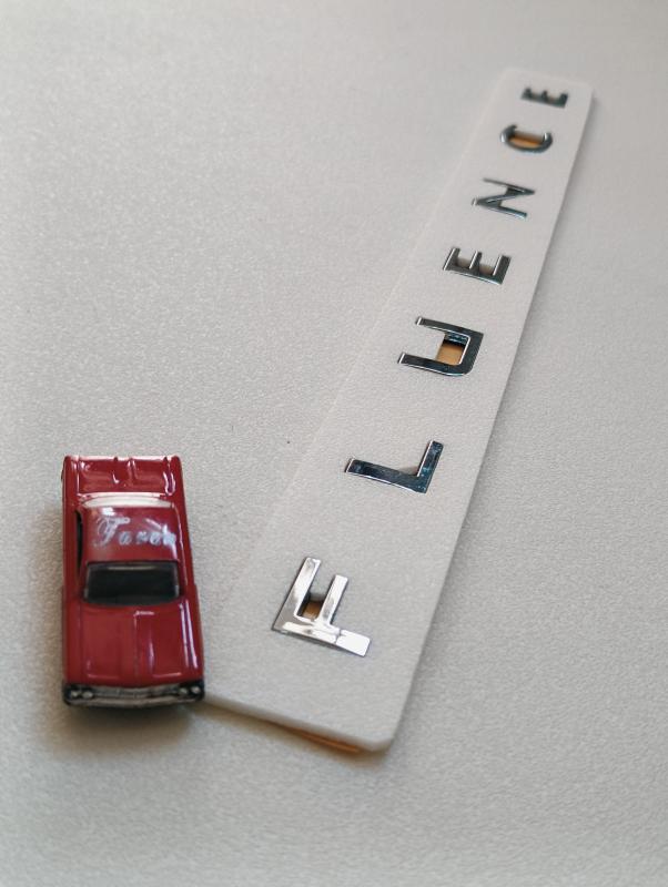 Fluence Boşluklu Krom Bagaj Yazısı 3M 3D ABS