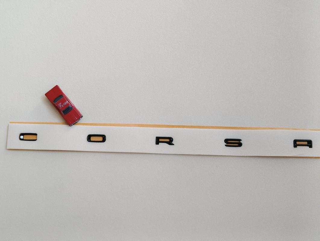 Corsa Yeni Nesil Boşluklu Piano Black Bagaj Yazısı 3M 3D ABS