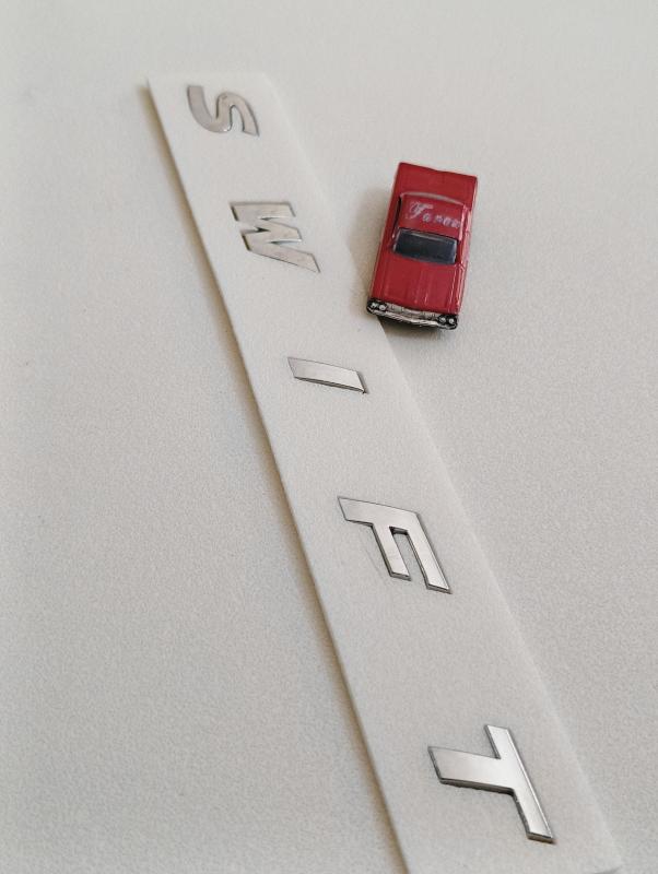 Swift Boşluklu Bagaj Yazısı 3M 3D ABS