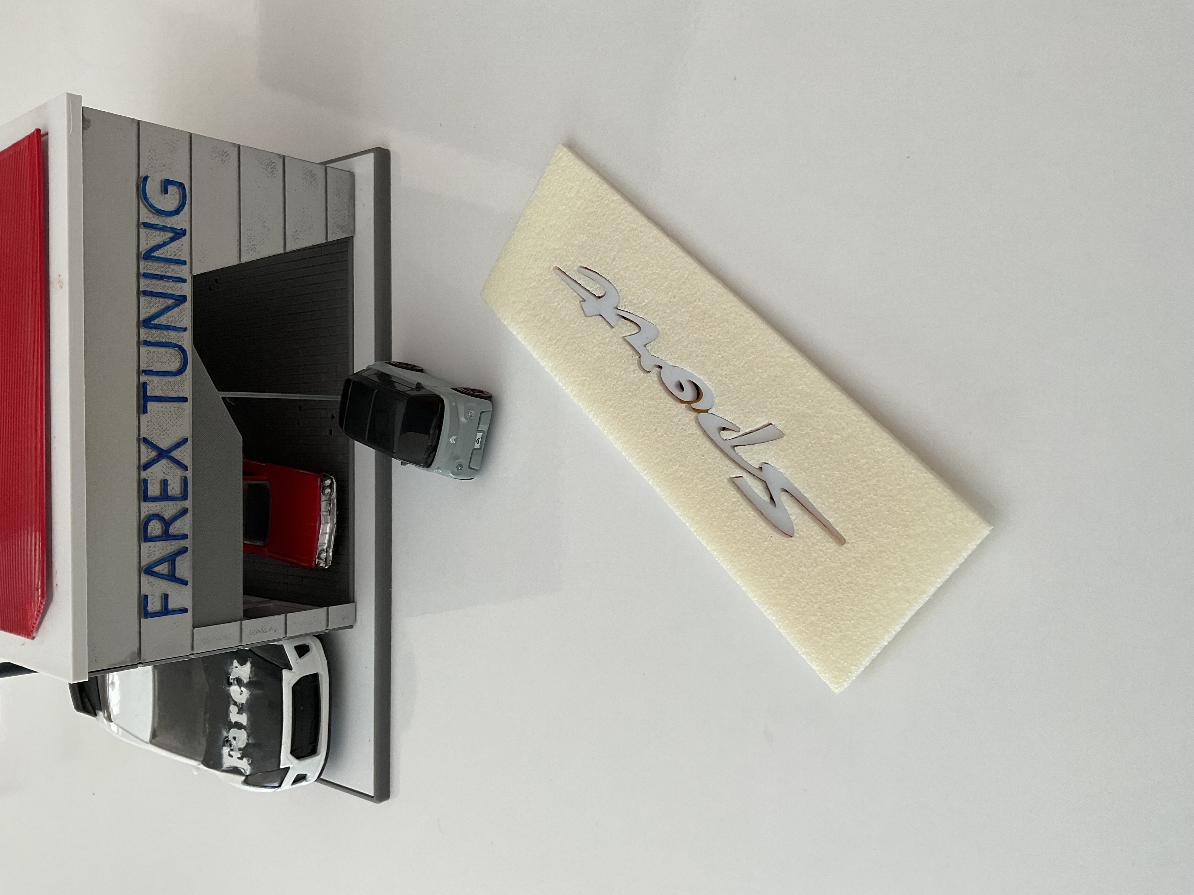 Universal Sport Beyaz Bagaj Yazısı 3M 3D ABS