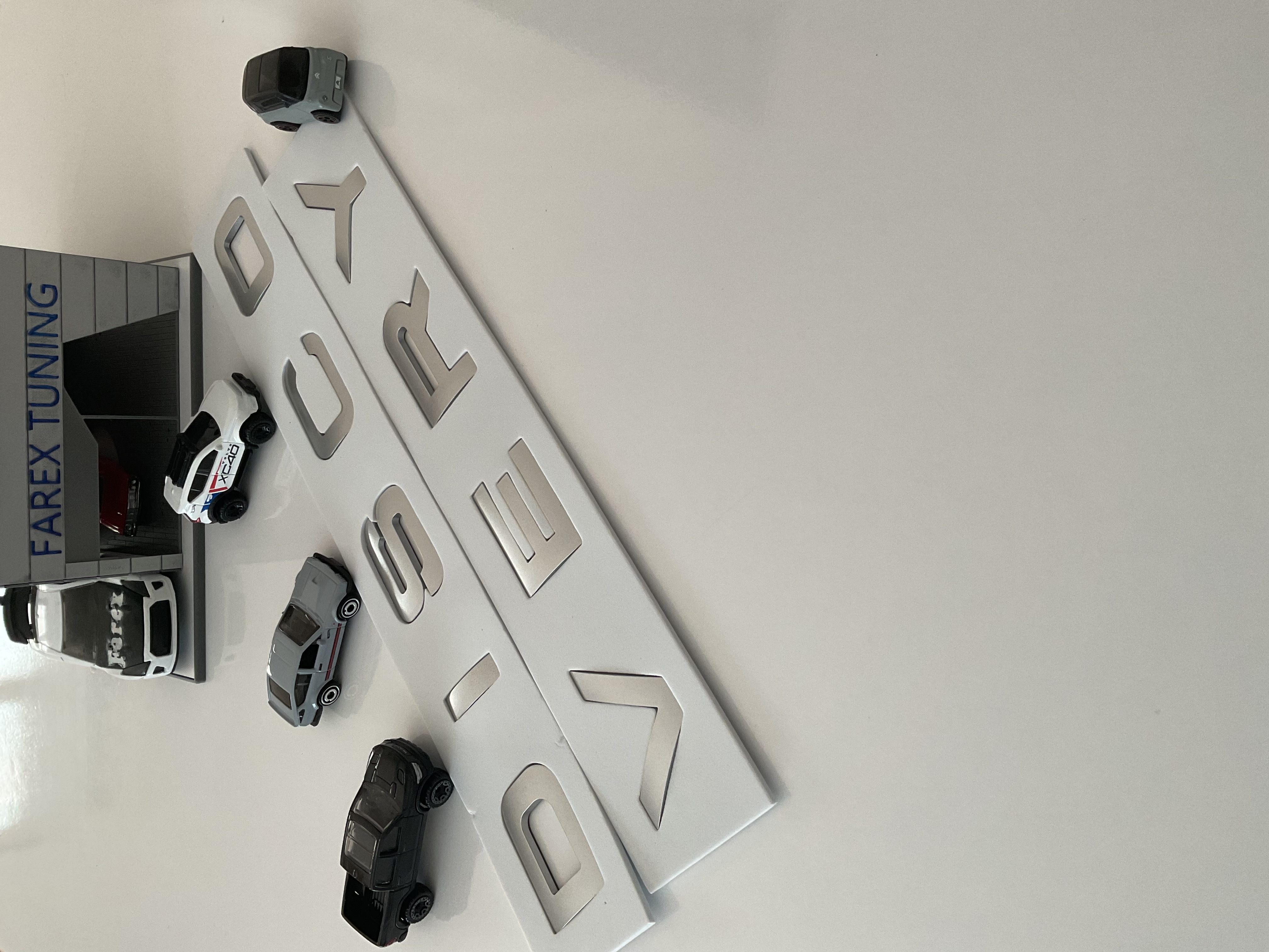 Land Rover Discovery Gri Kaput Yazısı 3M 3D ABS
