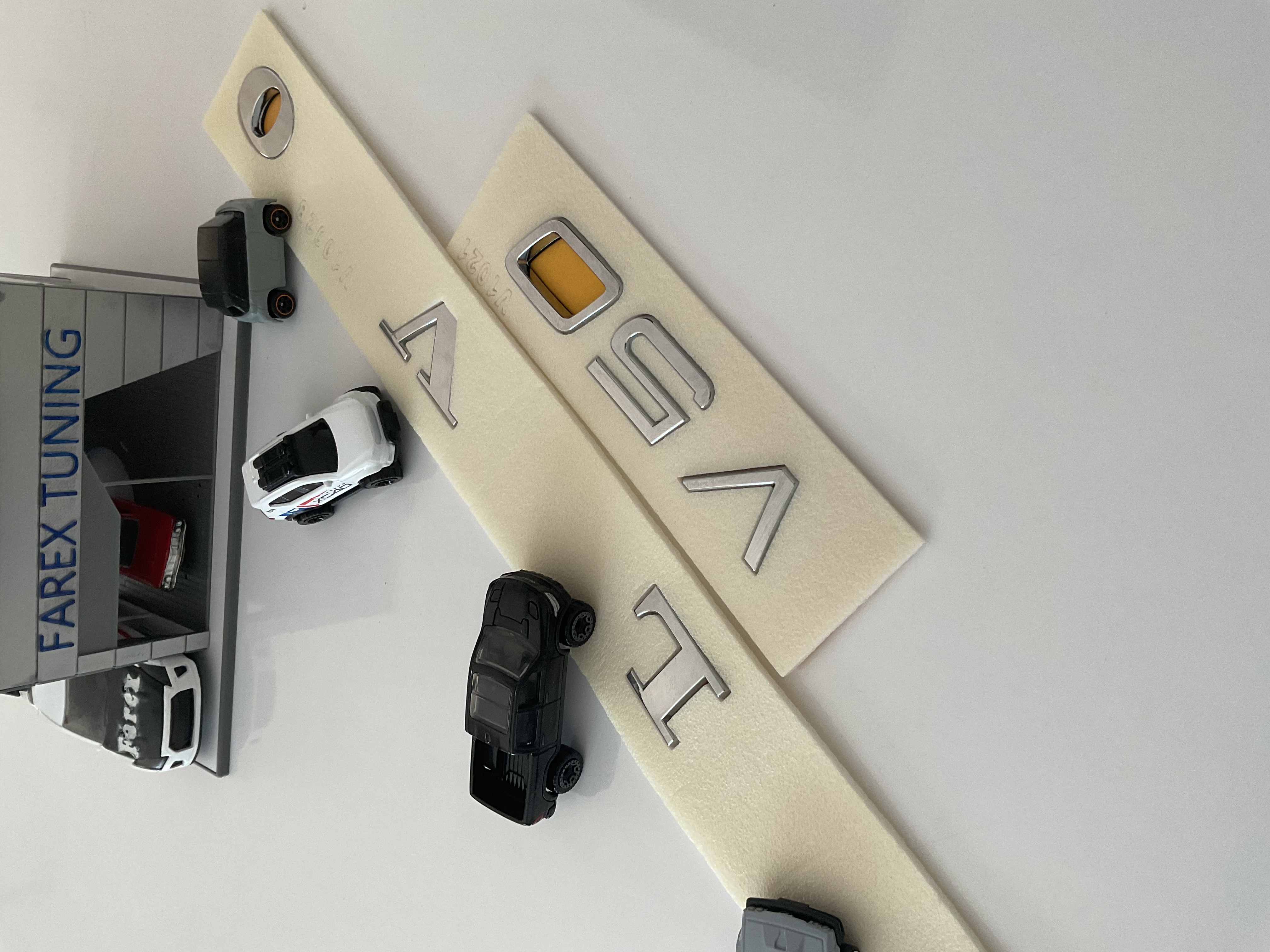 Volvo ve V50 Yeni Nesil Krom Bagaj Yazısı Seti 2’li 3M 3D ABS