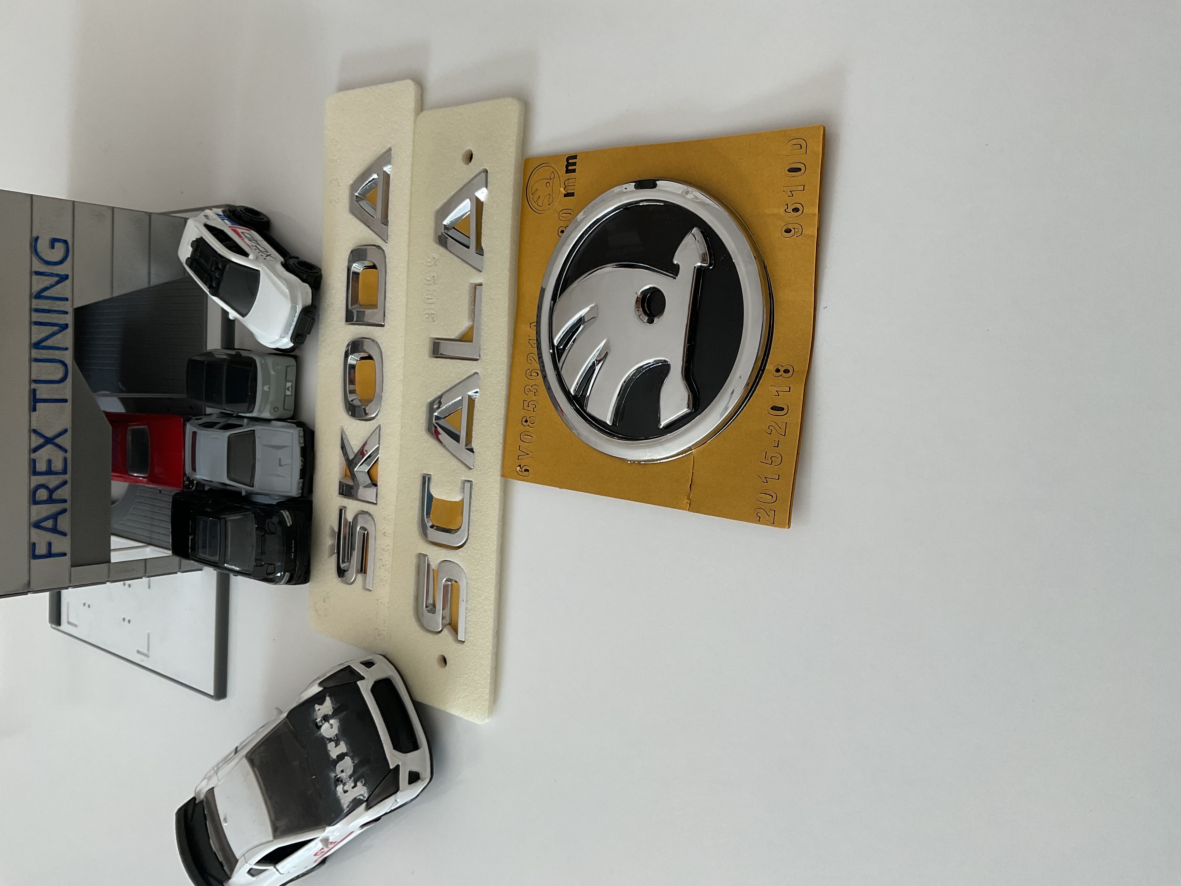 Skoda-Scala Krom Bagaj Yazısı ve Panjur Arması Seti 3’lü 3M 3D ABS