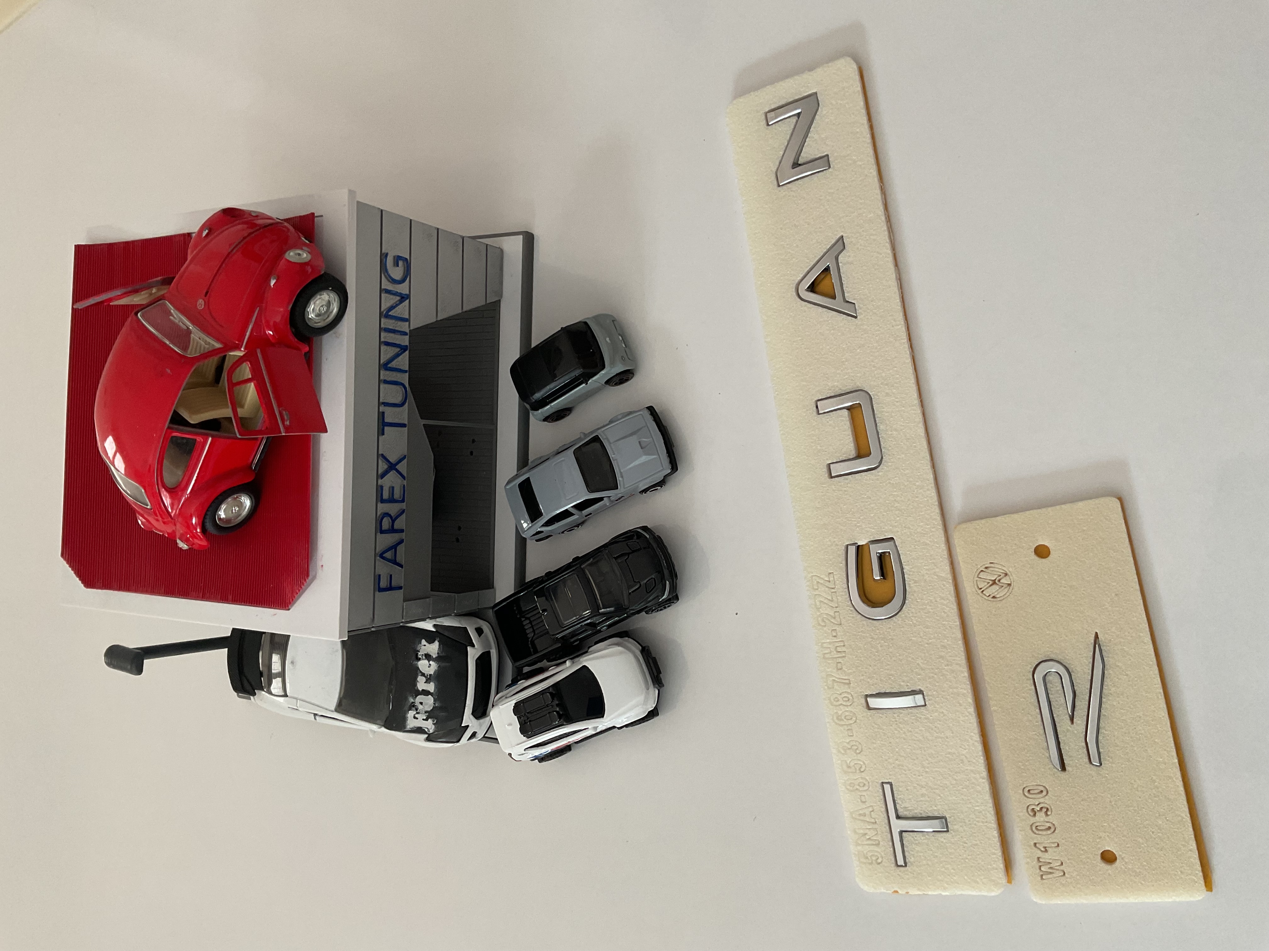 Volkswagen Tiguan & R Küçük (Krom) Yeni Nesil Bagaj Yazısı Seti 3M 3D ABS