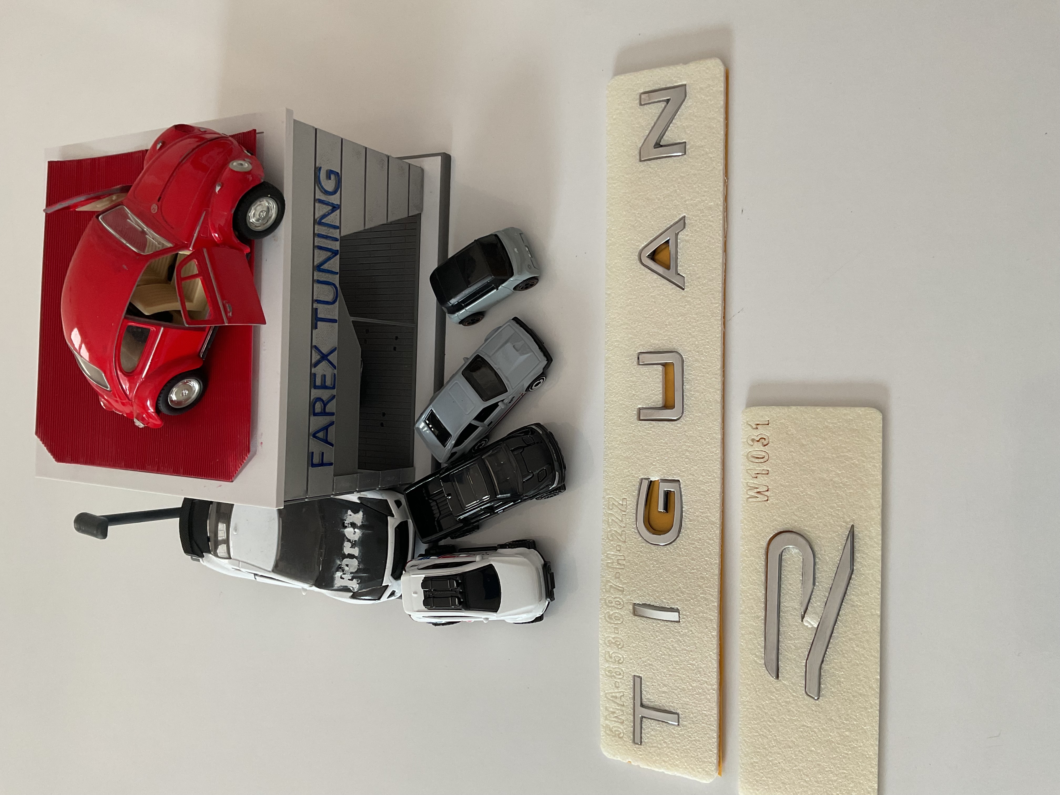 Volkswagen Tiguan & R Büyük (Krom) Yeni Nesil Bagaj Yazısı Seti 3M 3D ABS