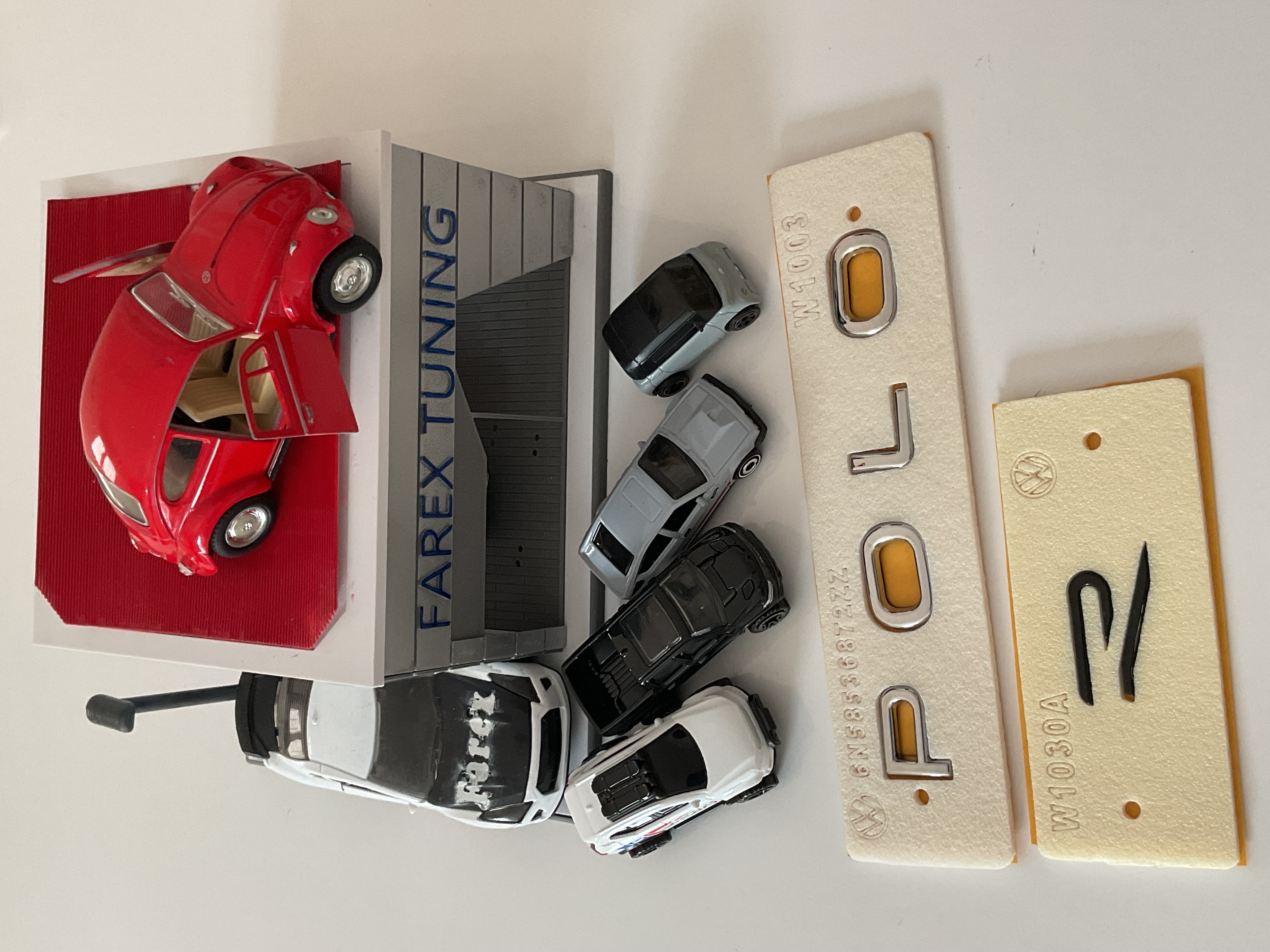 Volkswagen Polo ve R Küçük Boy (Piano Black) Krom Yeni Nesil Bagaj Yazısı 3M 3D ABS