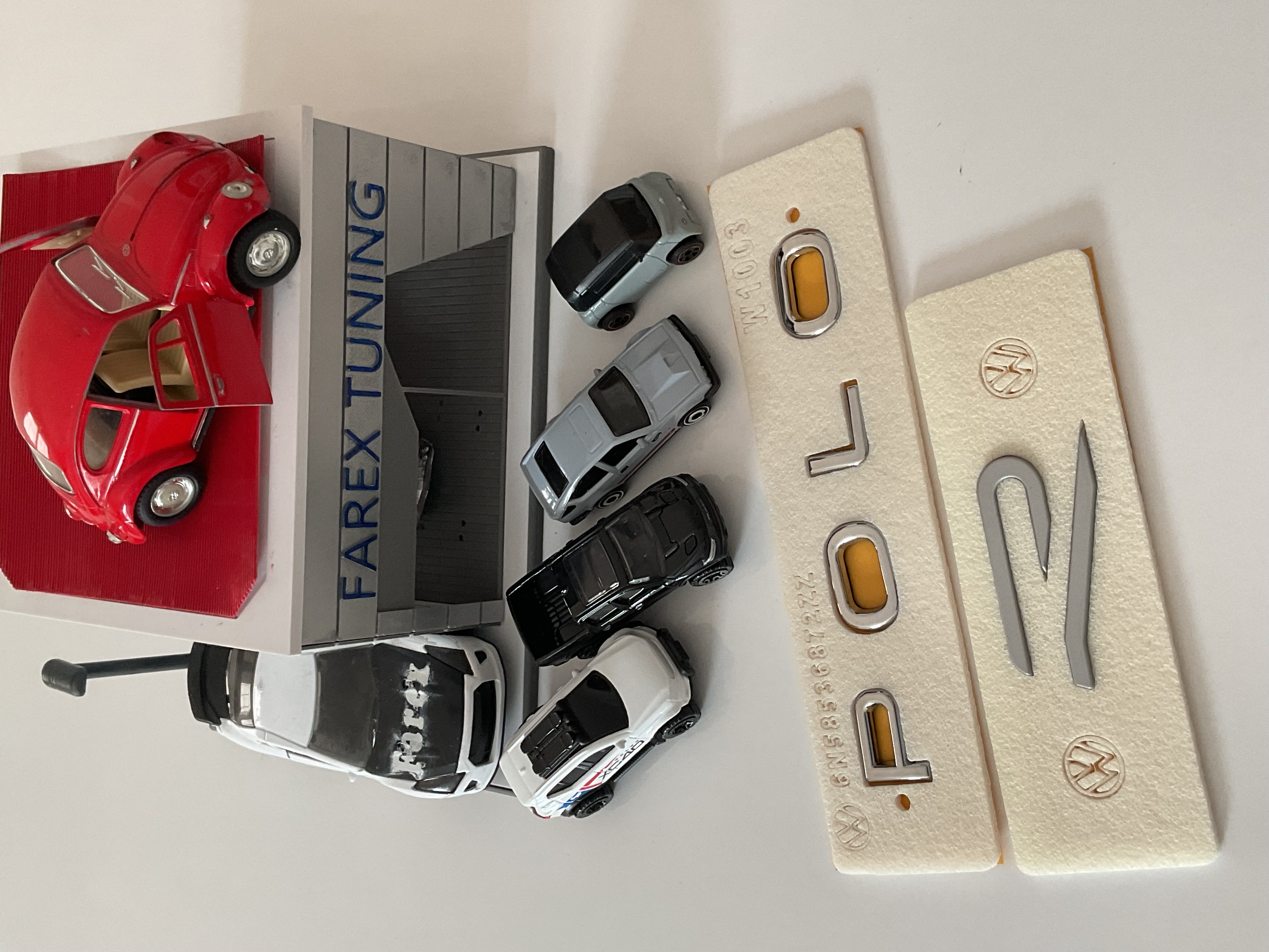 Volkswagen Polo ve R Büyük Boy (Gri) Krom Yeni Nesil Bagaj Yazısı 3M 3D ABS