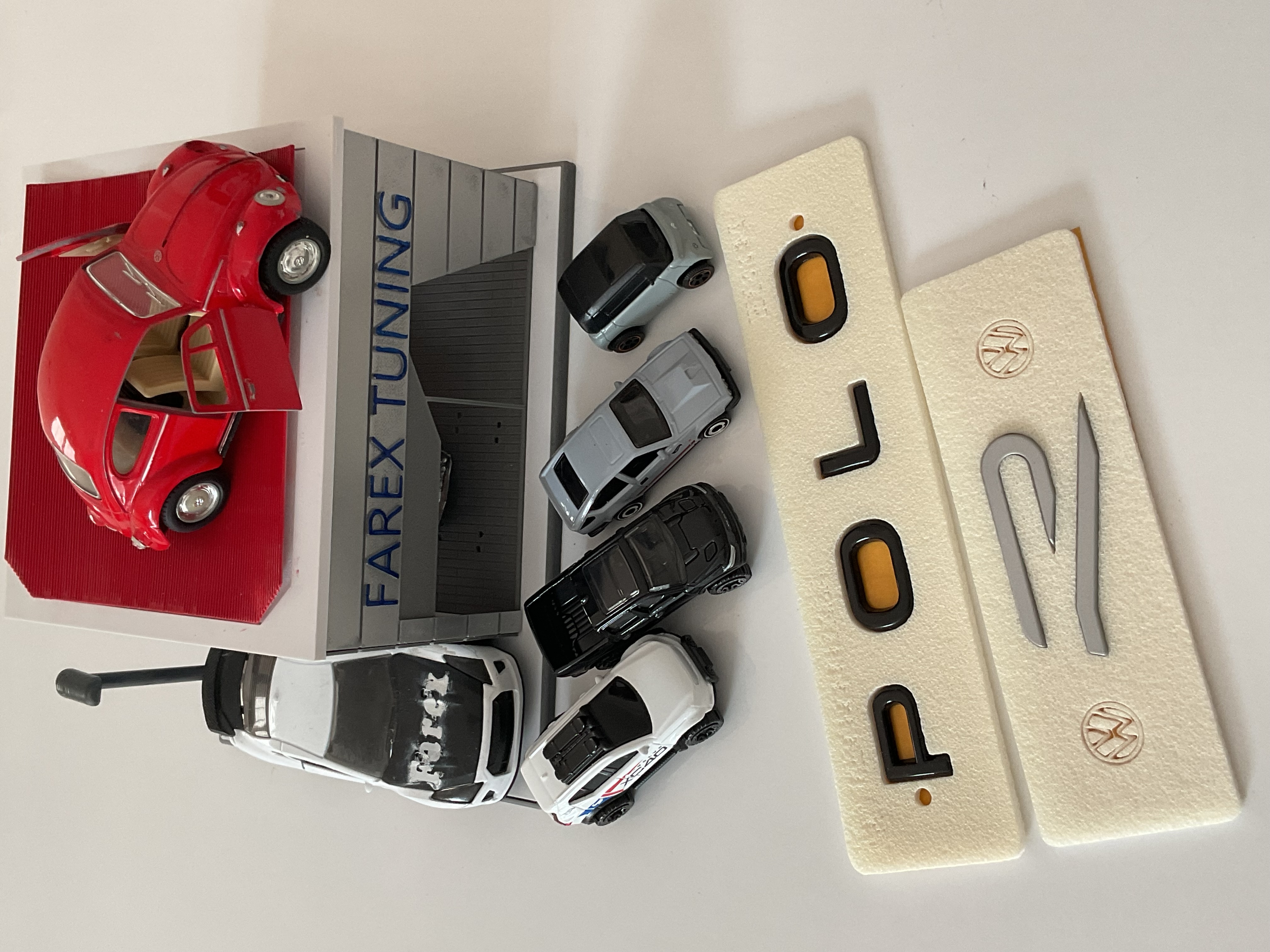 Volkswagen Polo Piano Black ve R Büyük Boy (Gri) Yeni Nesil Bagaj Yazısı 3M 3D ABS