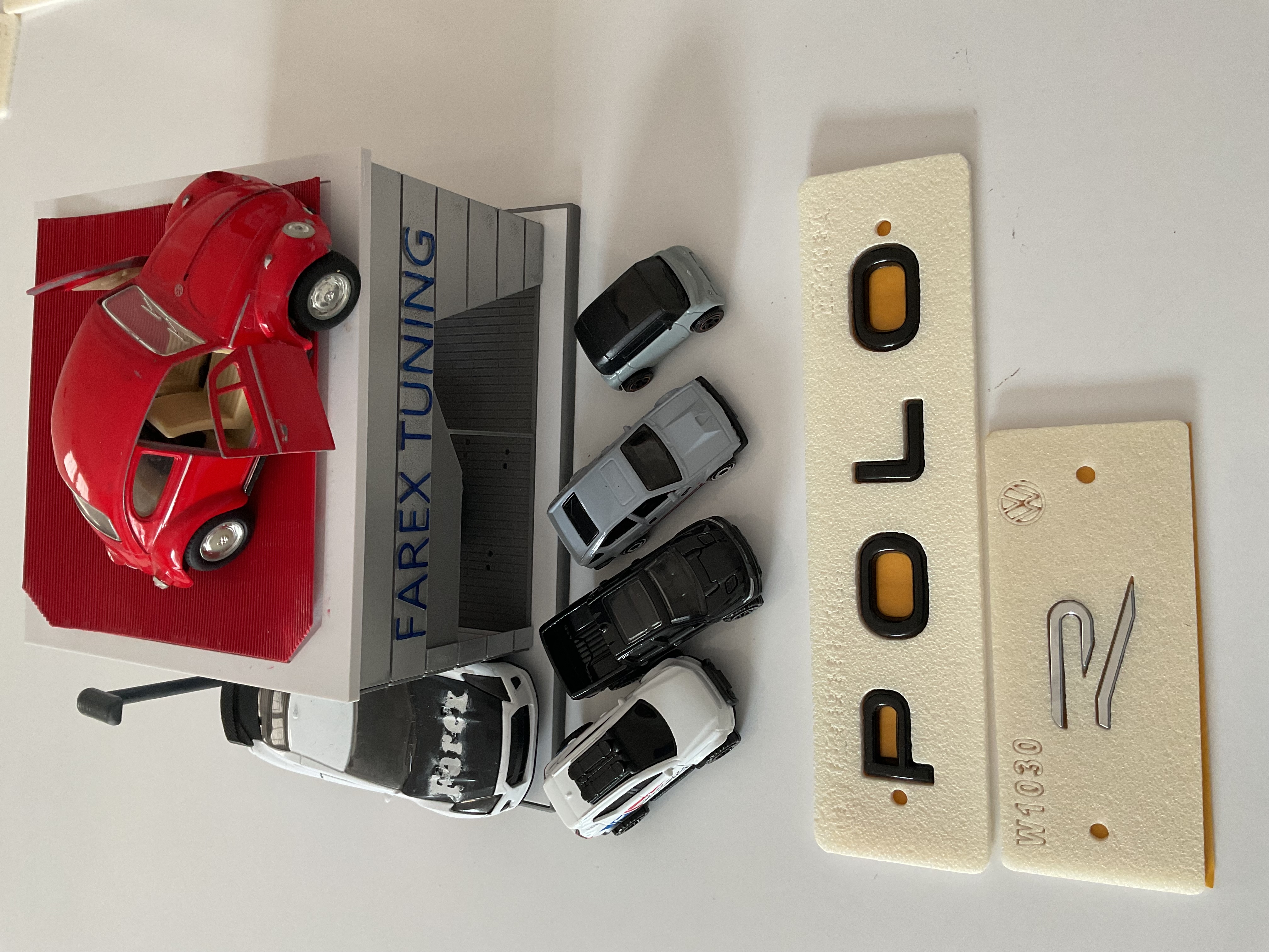 Volkswagen Polo Piano Black ve R (Krom) Küçük Boy Yeni Nesil Bagaj Yazısı 3M 3D ABS