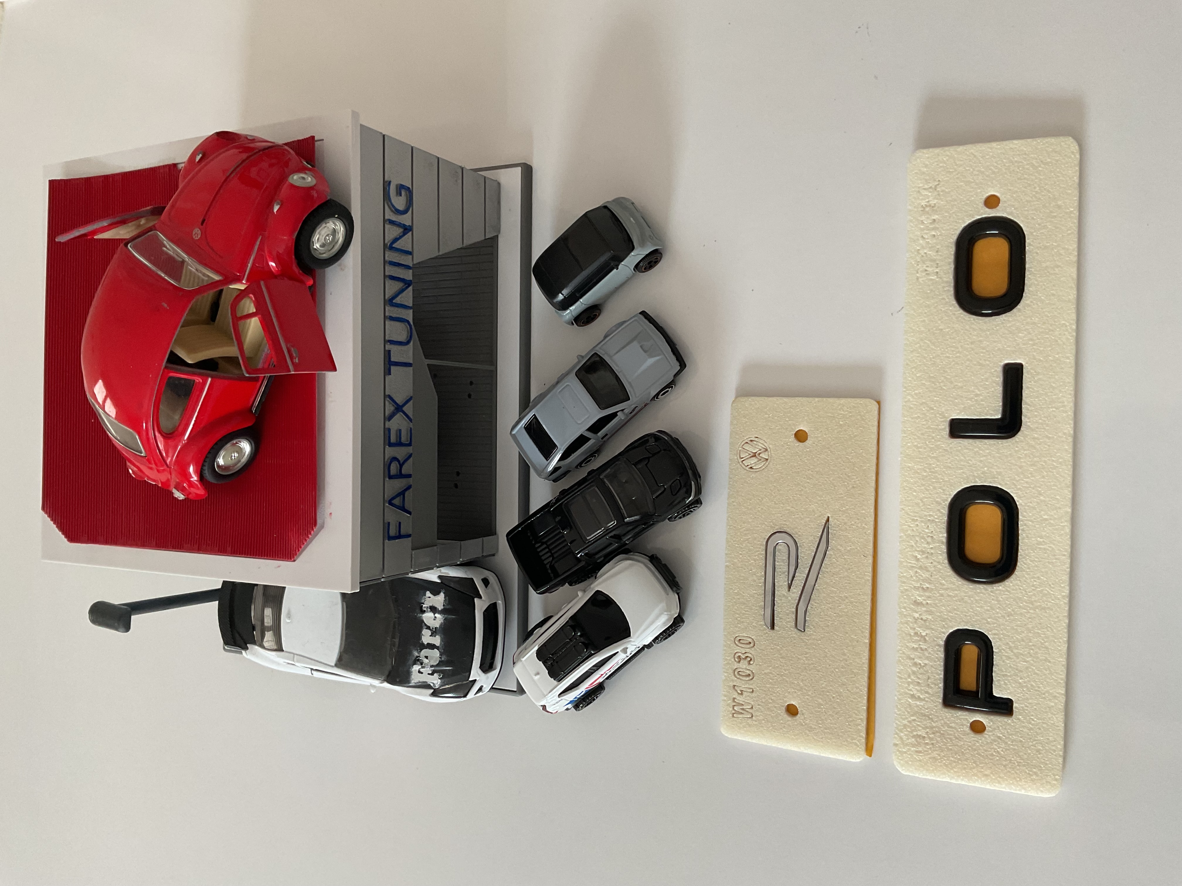 Volkswagen Polo Piano Black ve R (Krom) Küçük Boy Yeni Nesil Bagaj Yazısı 3M 3D ABS