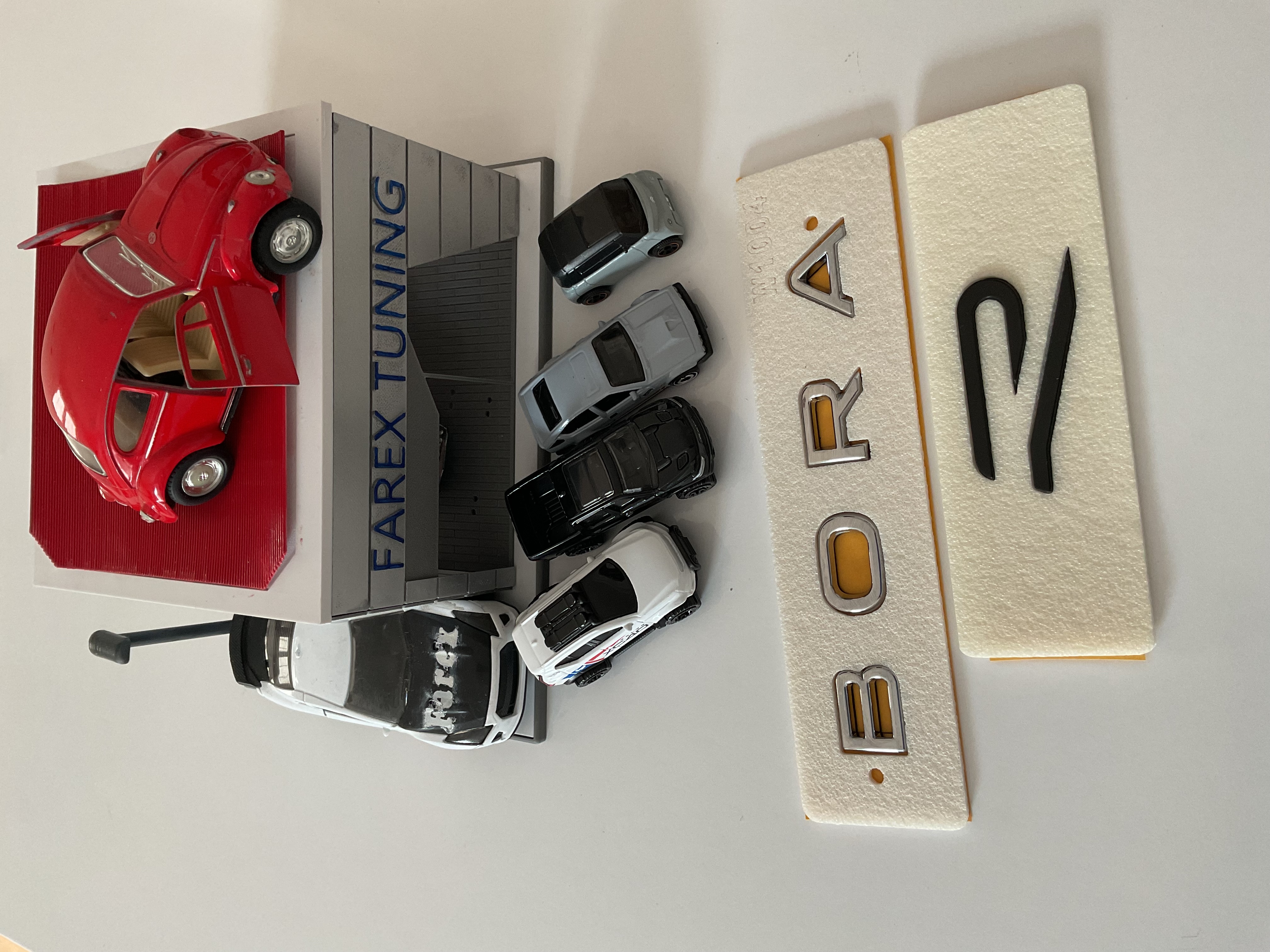 Volkswagen Bora Krom ve R (Piano Black) Büyük Boy Yeni Nesil Bagaj Yazısı 3M 3D ABS