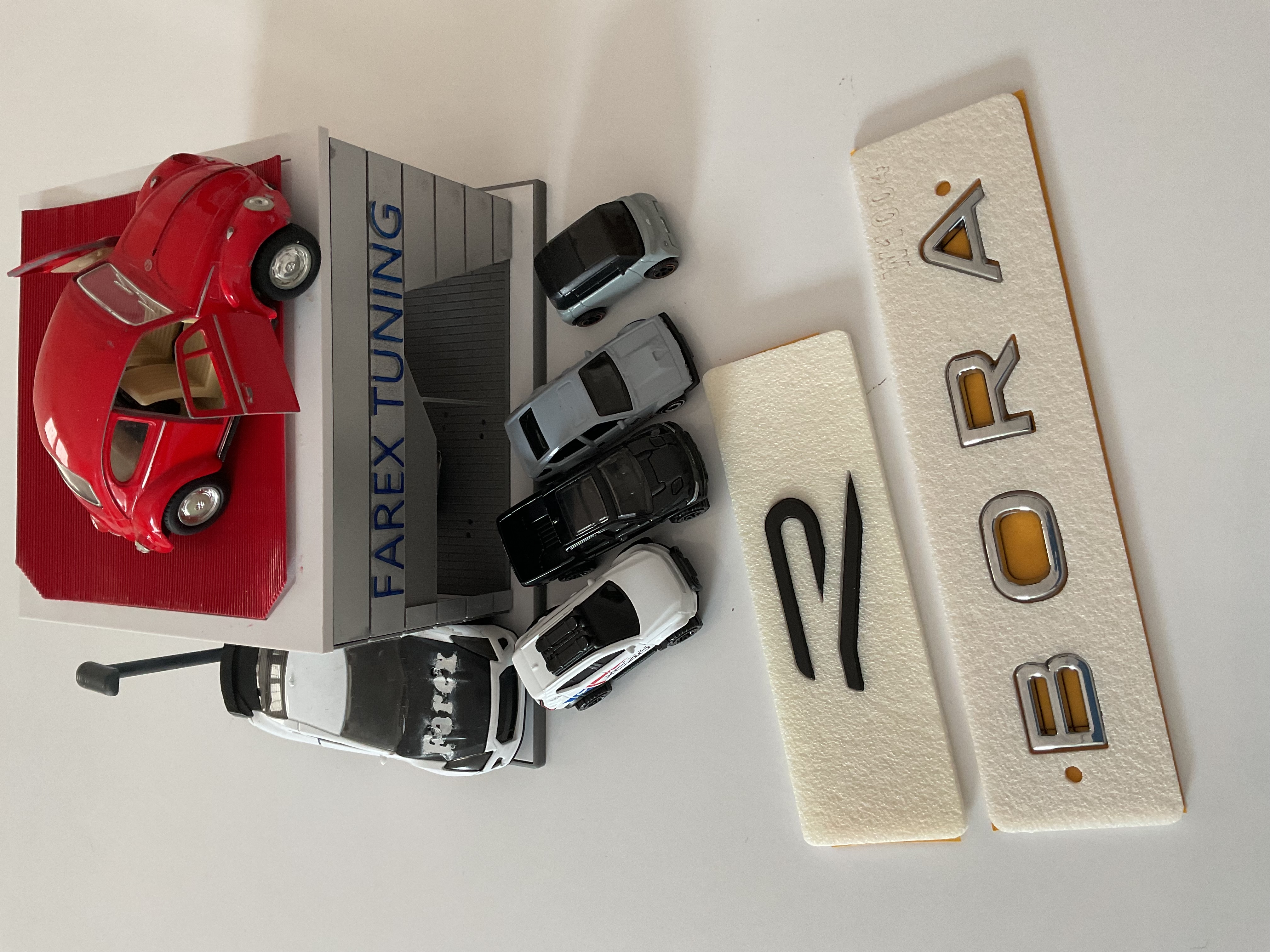 Volkswagen Bora Krom ve R (Piano Black) Büyük Boy Yeni Nesil Bagaj Yazısı 3M 3D ABS