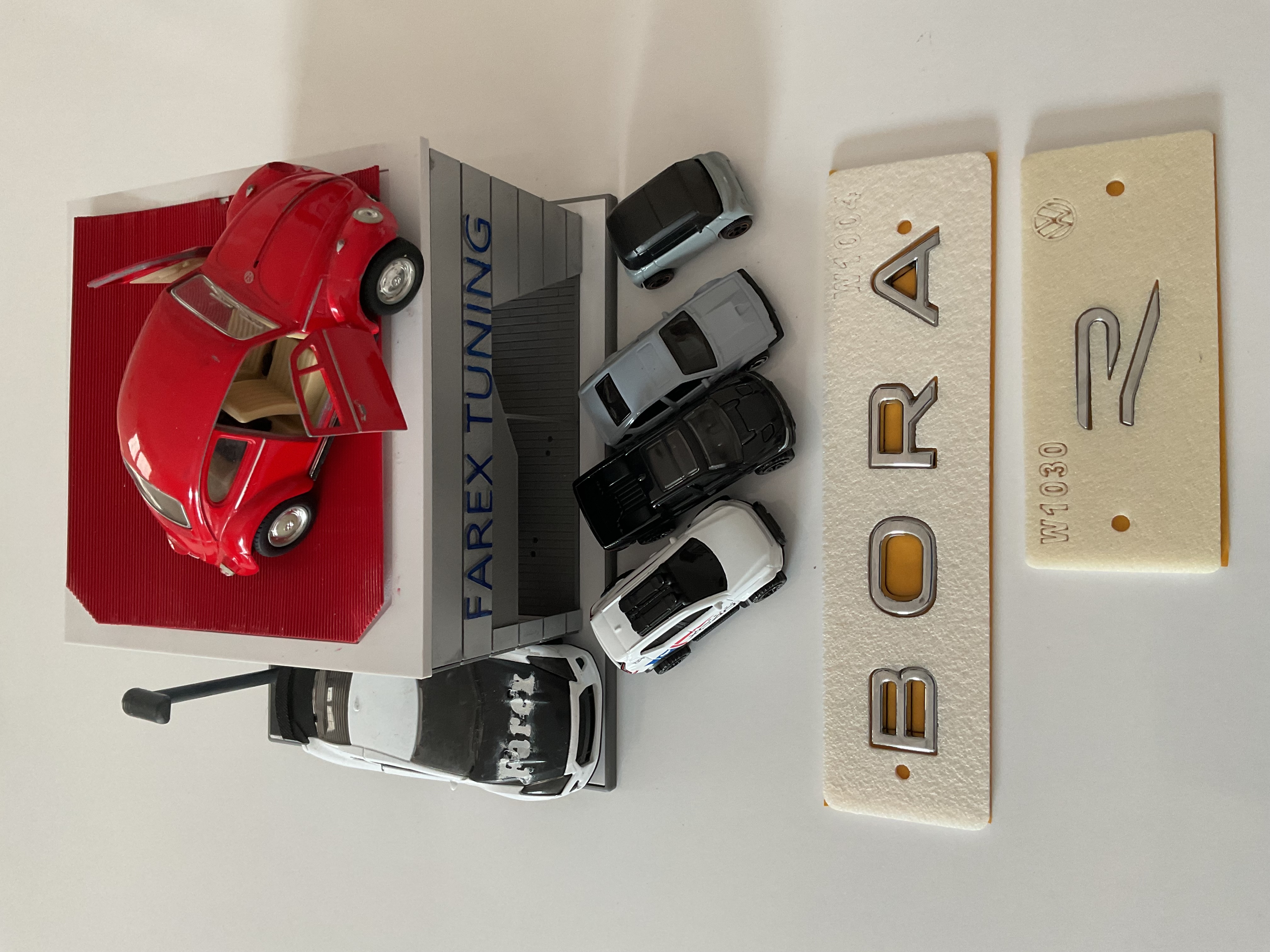 Volkswagen Bora Krom ve R (Krom) Küçük Boy Yeni Nesil Bagaj Yazısı 3M 3D ABS