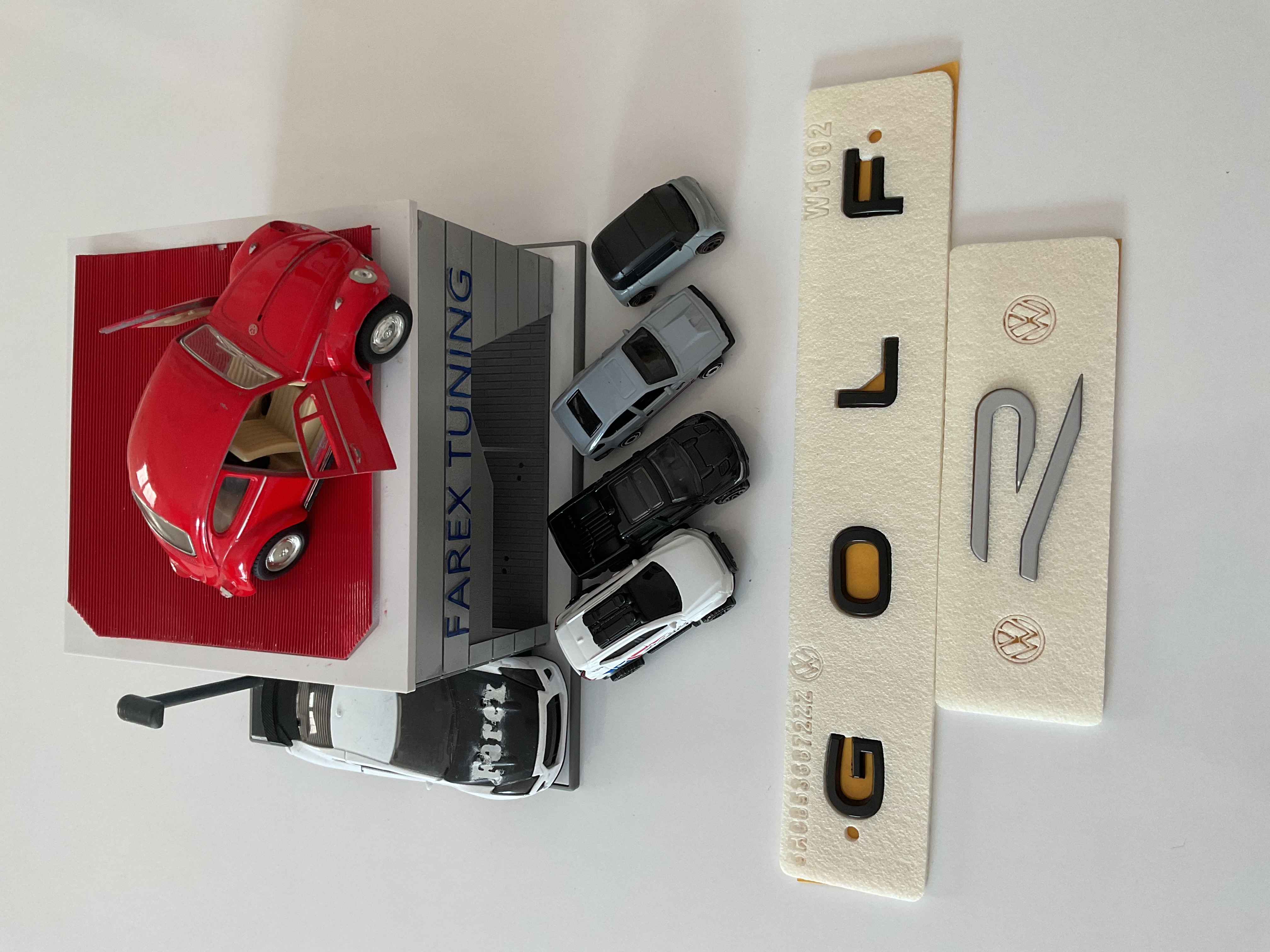 Volkswagen Golf Piano Black Boşluklu ve R (Gri) Yeni Nesil 3M 3D ABS