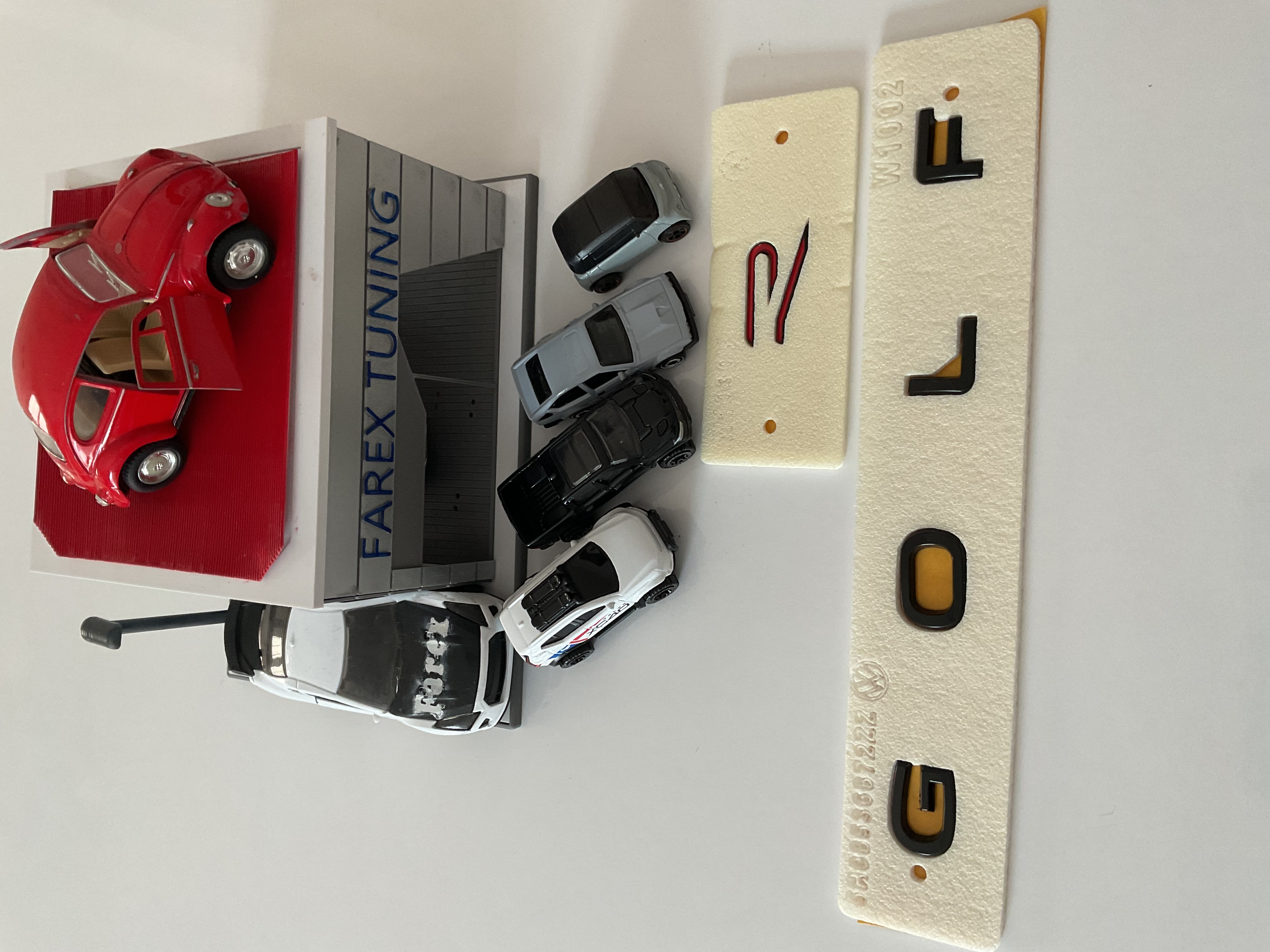 Volkswagen Golf Piano Black Boşluklu ve R Küçük (Siyah-Kırmızı) Yeni Nesil 3M 3D ABS