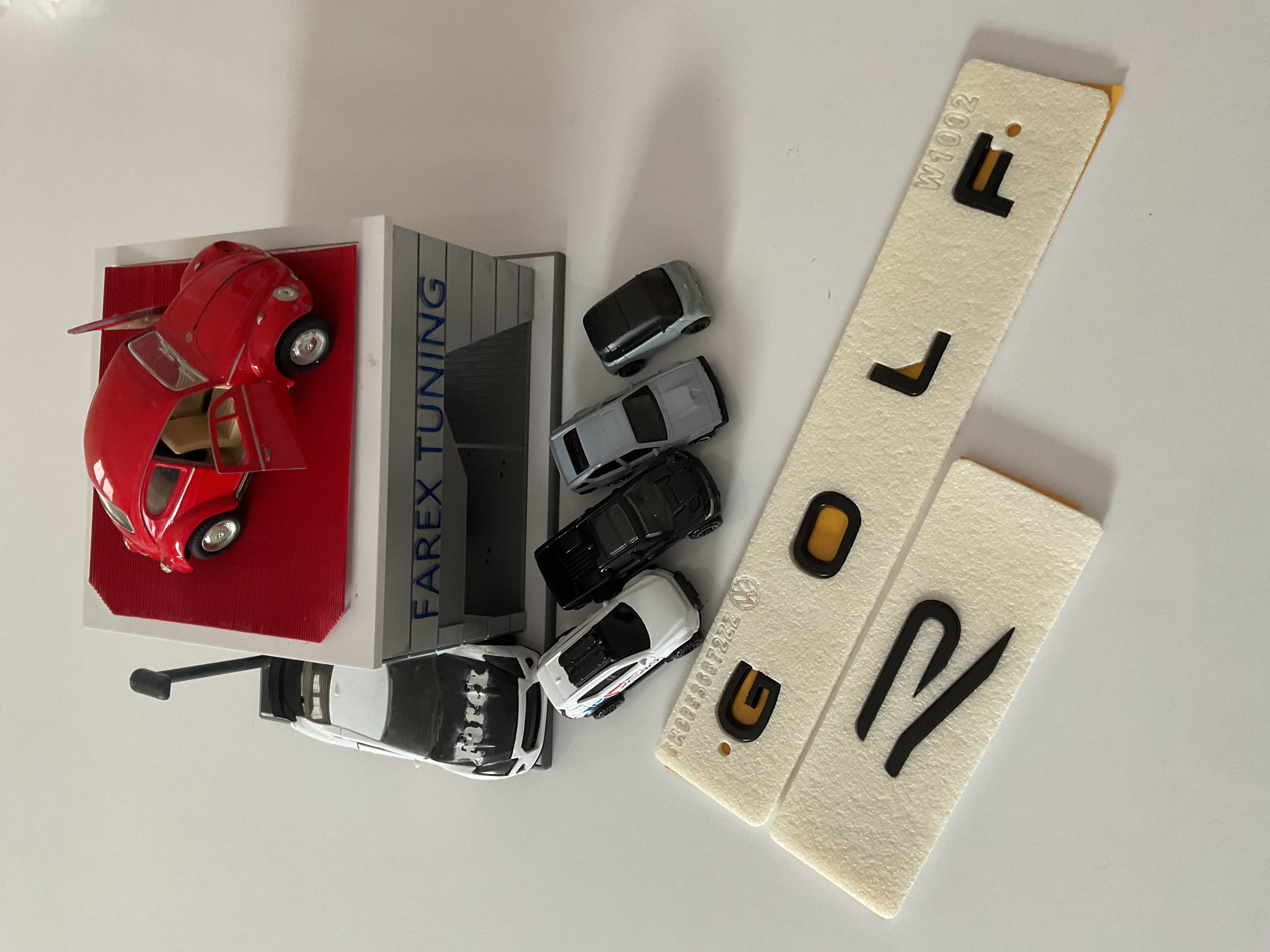 Volkswagen Golf Piano Black Boşluklu ve R Büyük (Piano Black) Yeni Nesil 3M 3D ABS