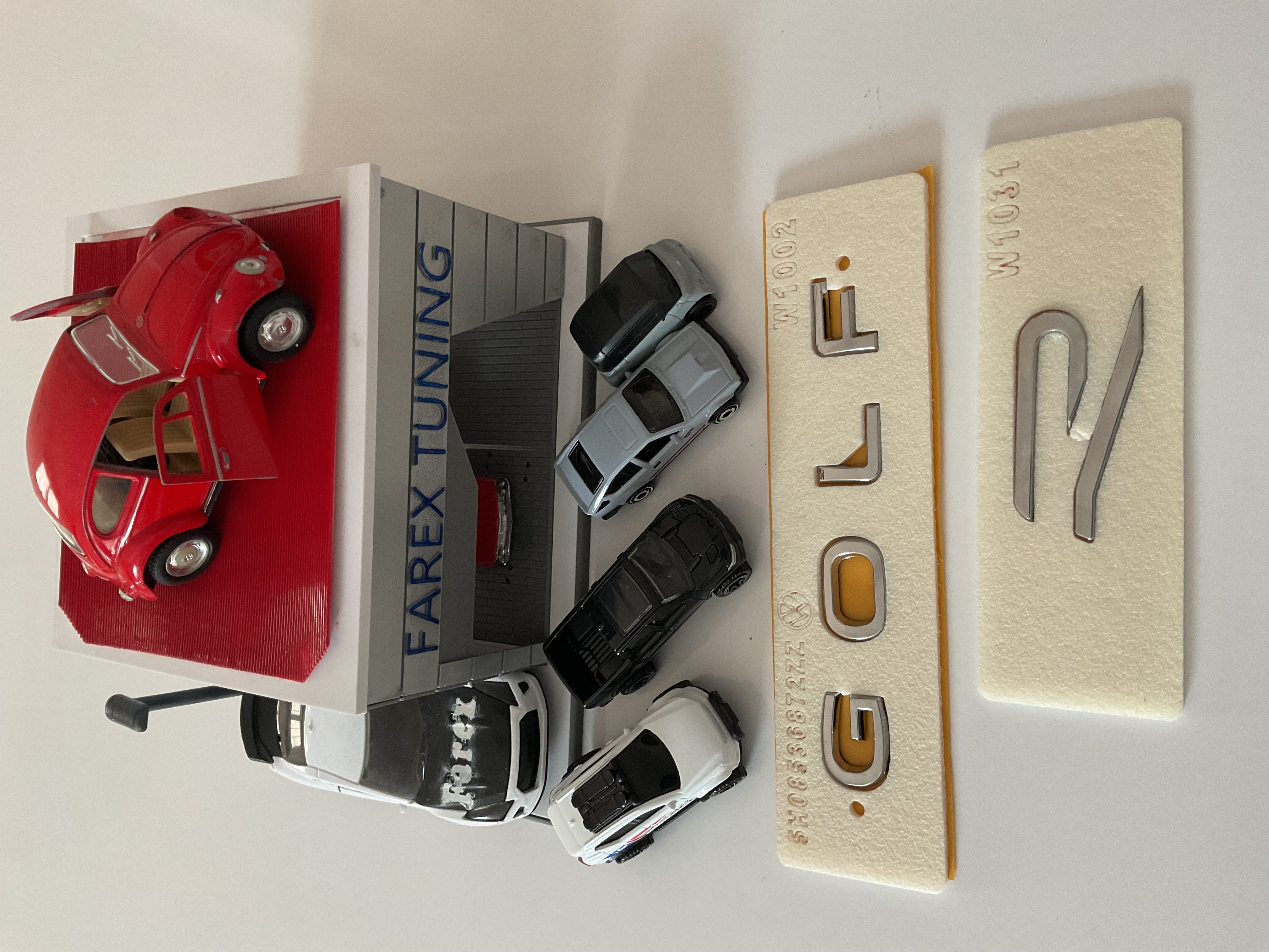 Volkswagen Golf Krom ve R (Krom) Büyük Boy Yeni Nesil Bagaj Yazısı 3M 3D ABS