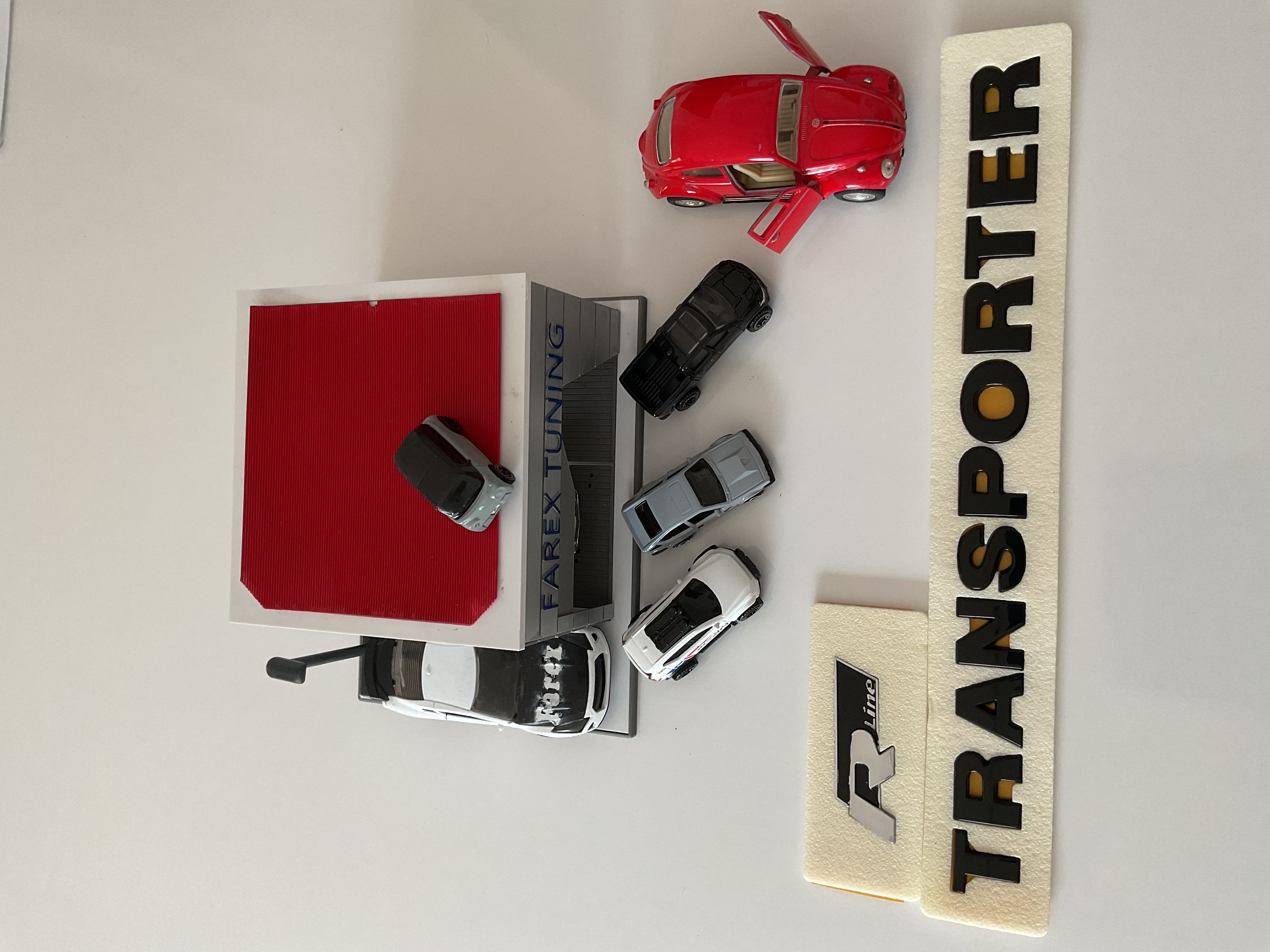 Volkswagen Transporter Piano Black Boşluklu ve R Line Piano Black Bagaj Yazısı 3M 3D ABS