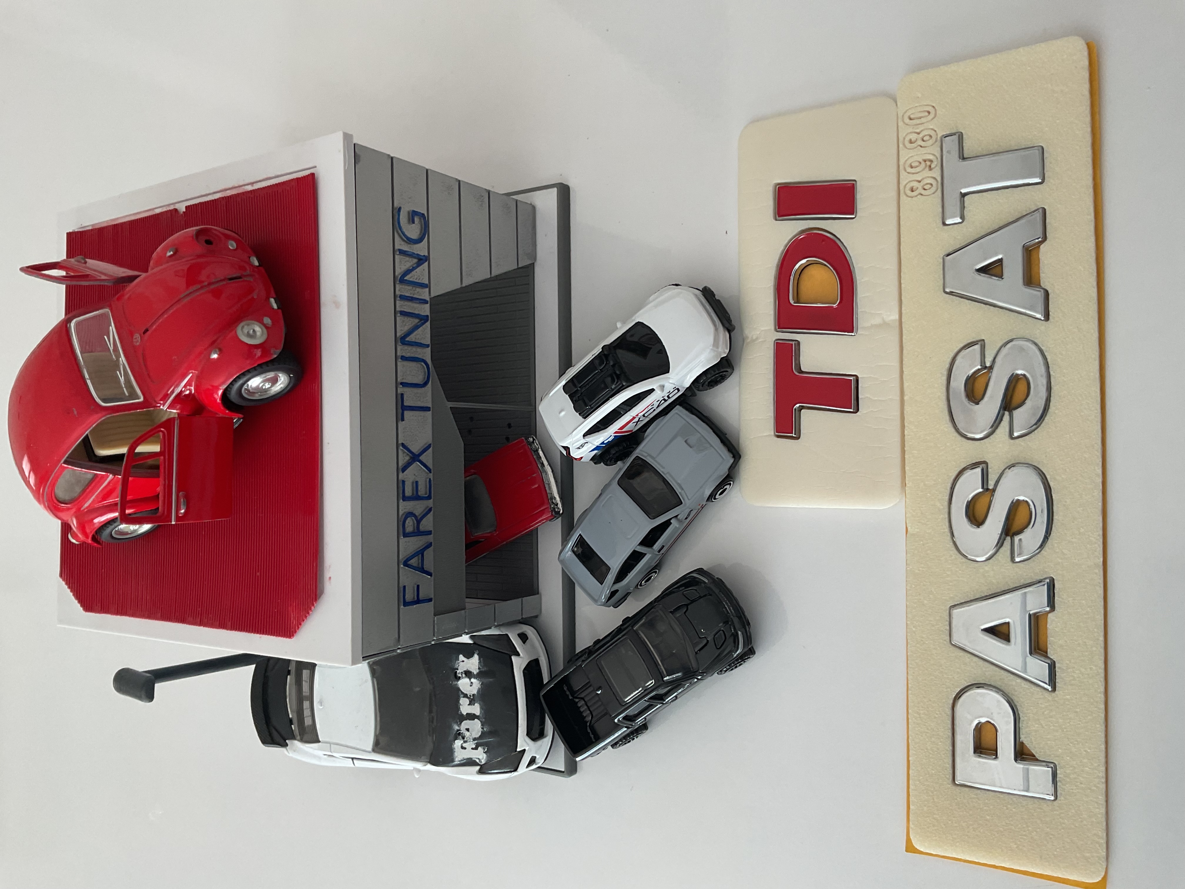 Volkswagen Passat ve TDI Üç Kırmızı Bagaj Yazısı Seti 2’li 3M 3D ABS